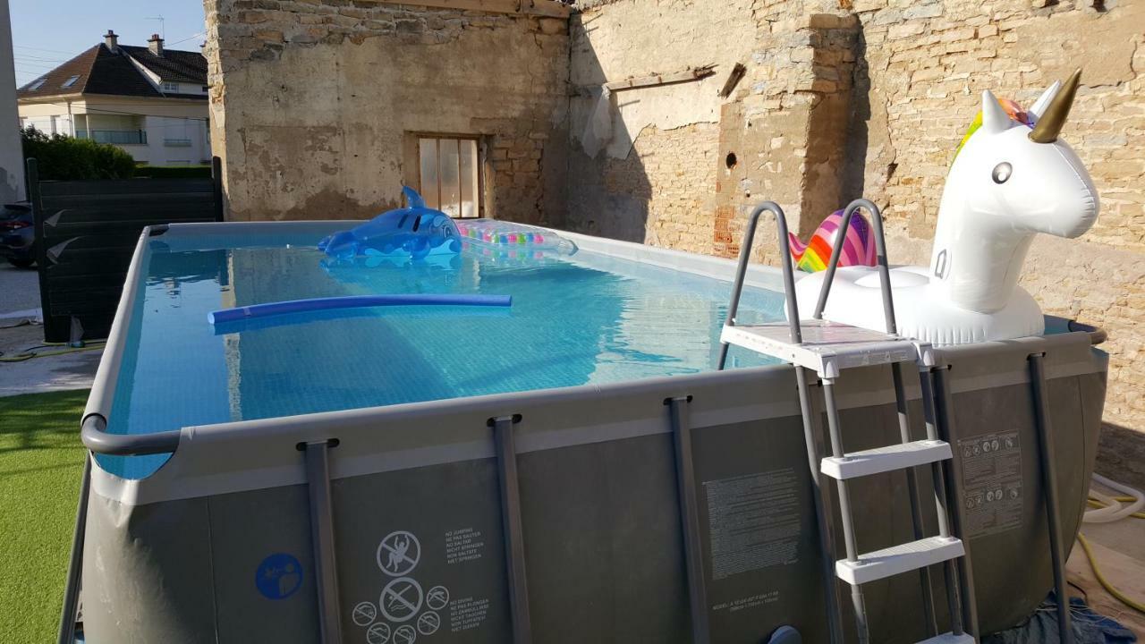 L'Appart'Hotel Vous Accueille Au Coeur De Chaumont Шомон Екстериор снимка